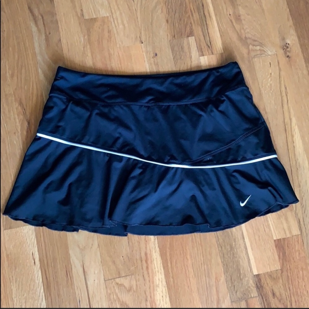 Nike tennis skort
